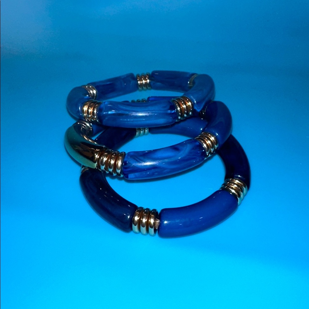 Jolli Molli Boutique Set Of 3 Blue Stretch Bracelets!